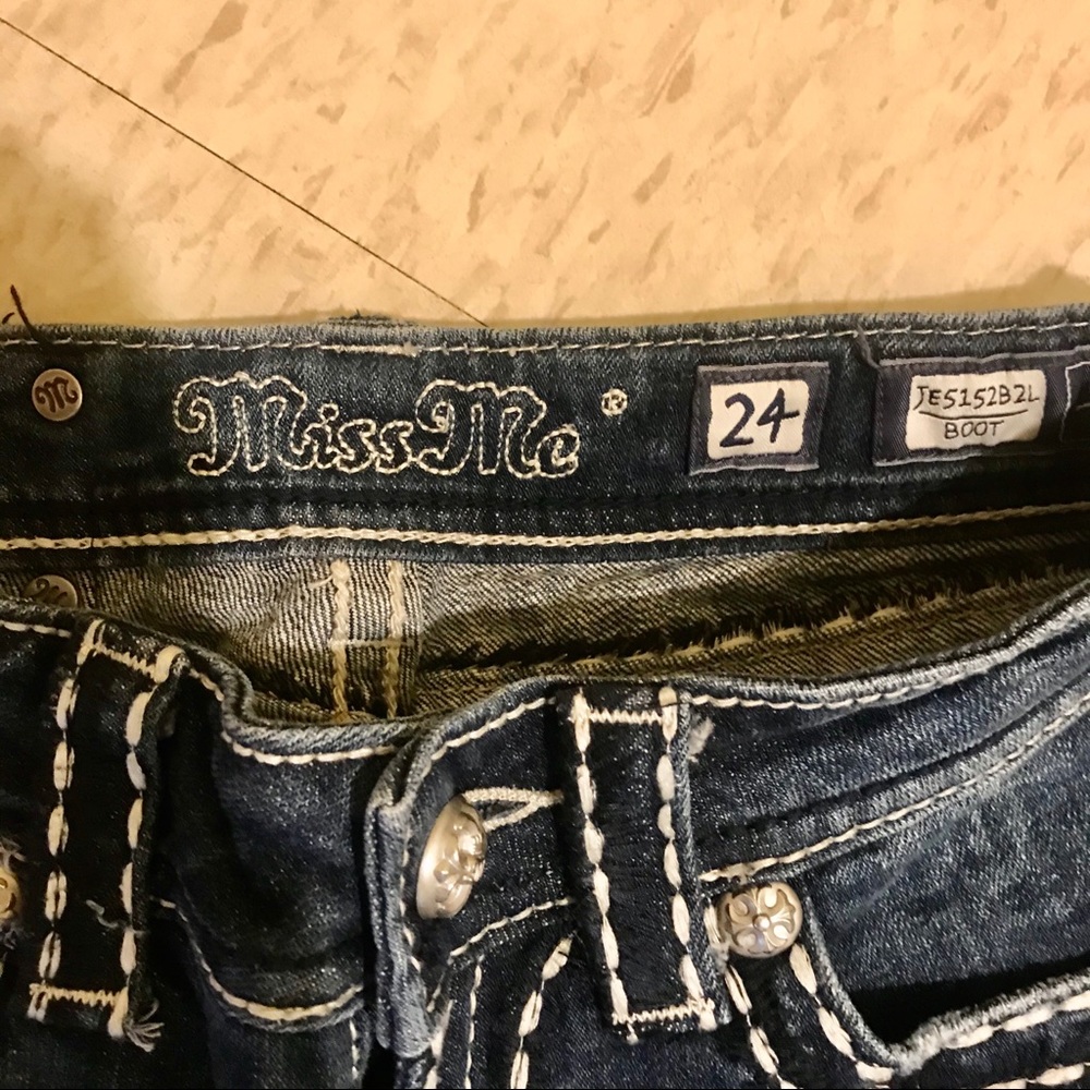 Miss Me Jeans - Picture 5 of 6